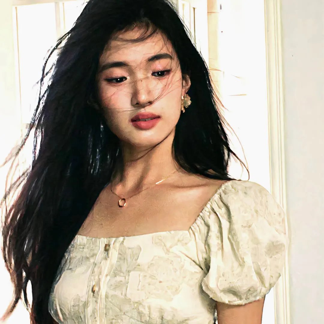 屋顶上的小飞人